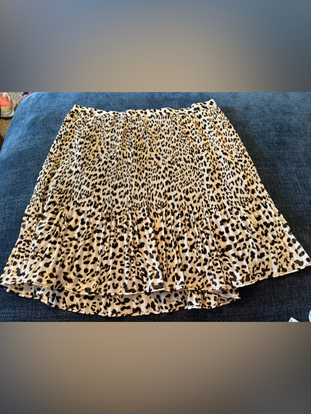 Banana Republic Beige and Black Leopard Print Pleated Skirt